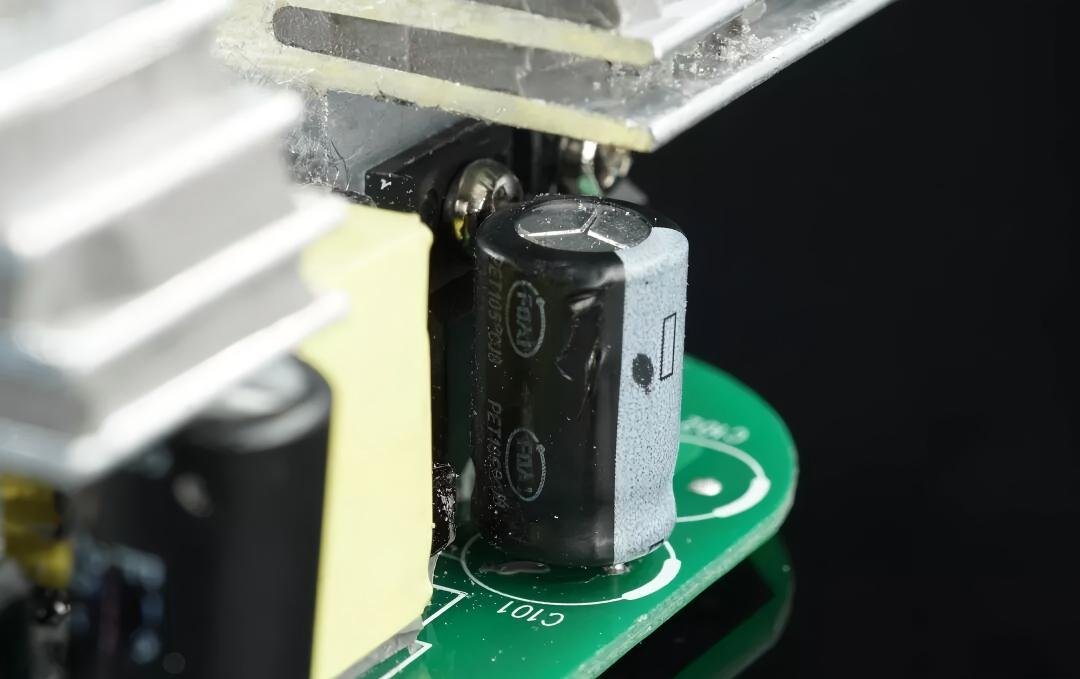 Capacitors from Danyang Farah brand