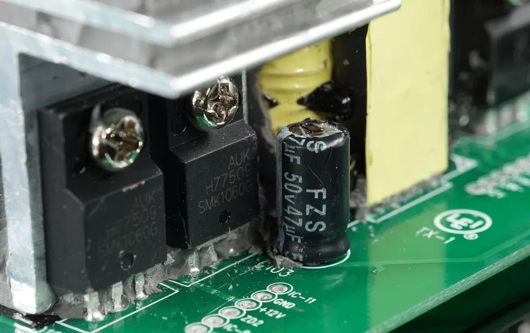 Primary boost MOSFETs SIF110N060 from SINFONET Semi