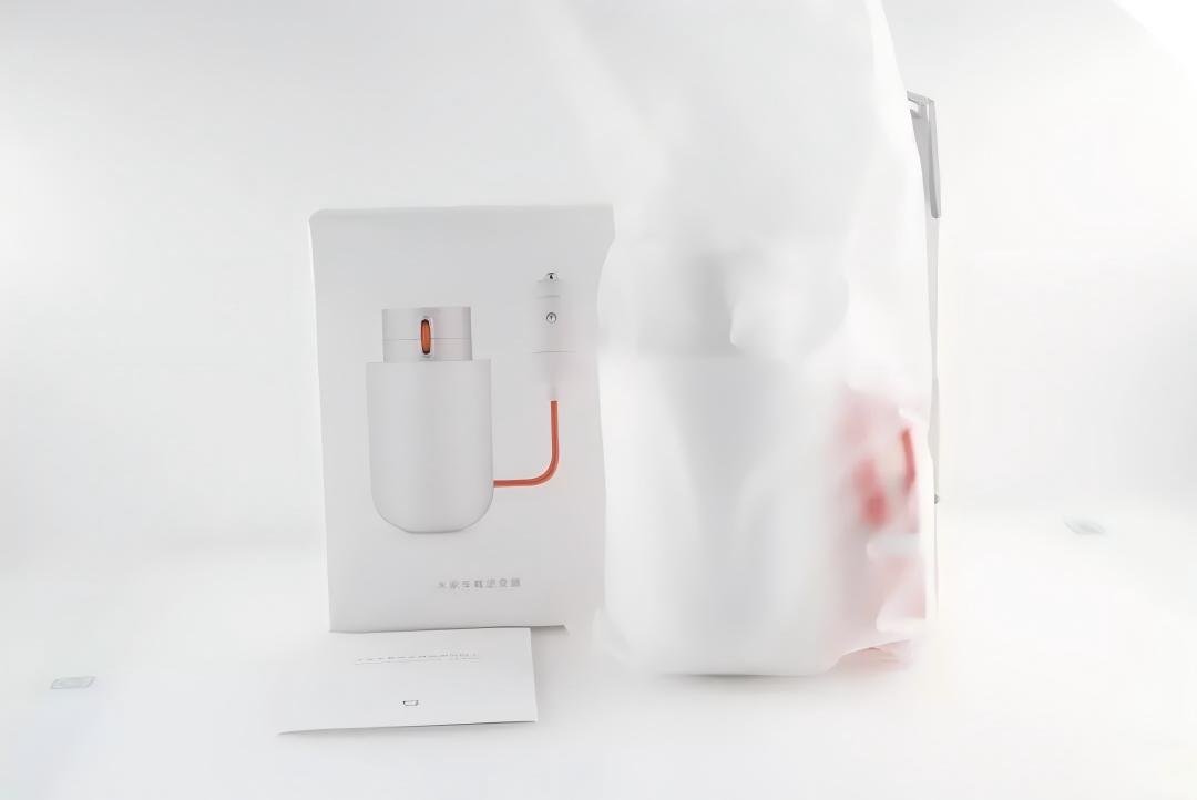 Minimalist outer box design 1